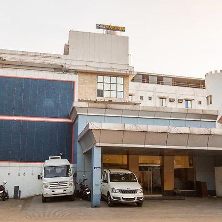 Capital O 69831 Hotel Mount Heera Chennai Zewnętrze zdjęcie